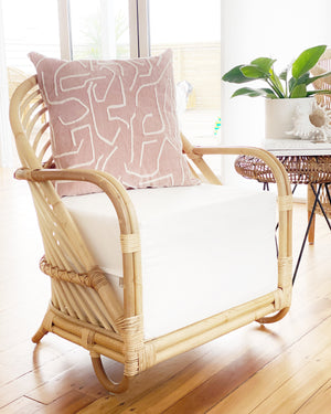 
                
                    Load image into Gallery viewer, LULU LUXE COASTAL - RAINBOW CHAIR
                
            