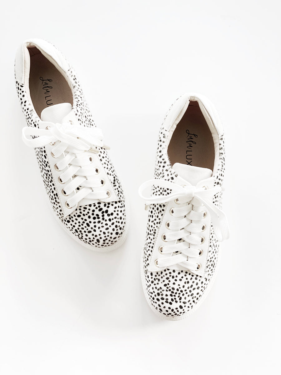 SALE - LULU LUXE SAFARI SNEAKER WHITE CHEETAH – Lulu Avarcas